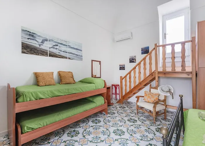 Green Island Apartment
